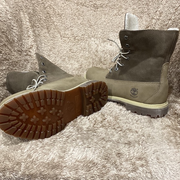 BNNW TIMBERLAND shearling lined waterproof 💦 winter boots size 9 - Picture 5 of 7